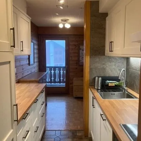 Apartament Escale 09 Pour 6 Personnes Sur La Place De La Barboleuse A *
